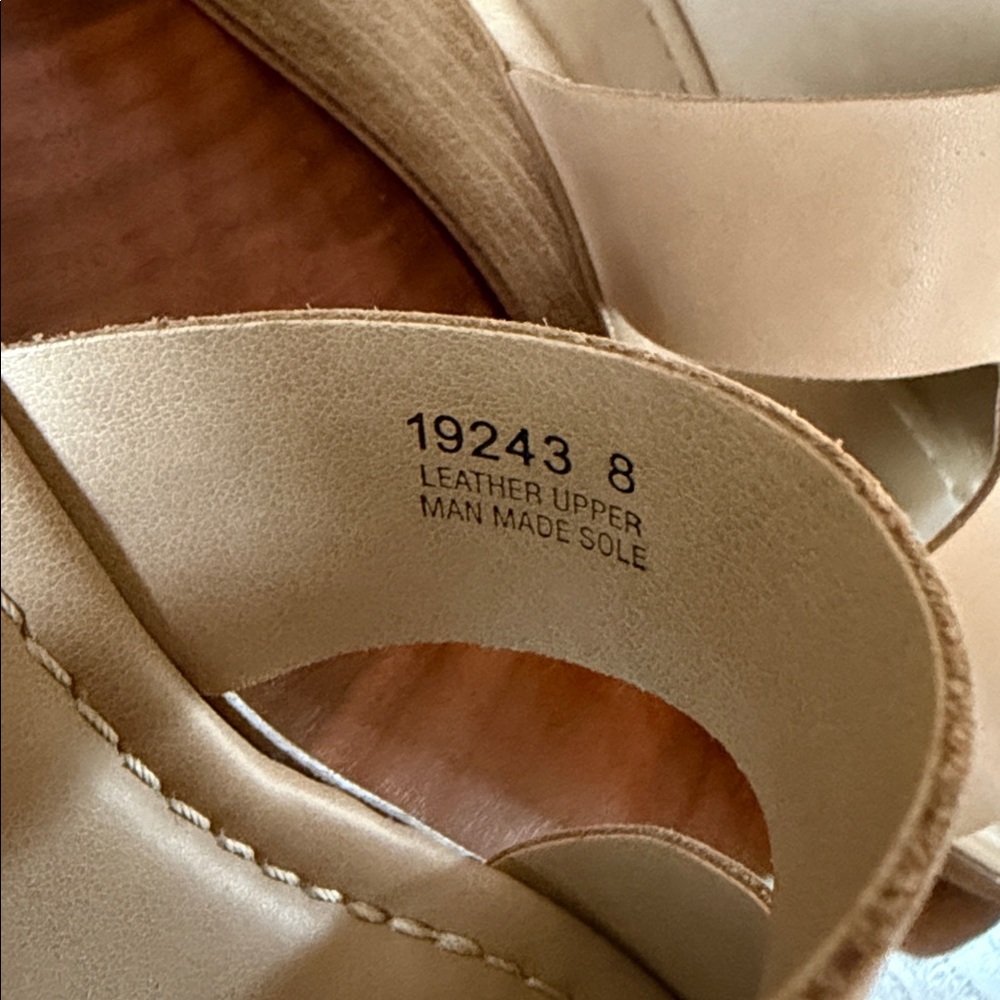 Sophia Milano Nude Slide Sandals size 8 - Picture 5 of 12